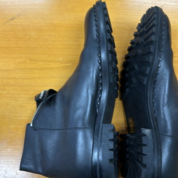 Balenciaga Chelsea boots men size 42 black with zip - Picture 8 of 10